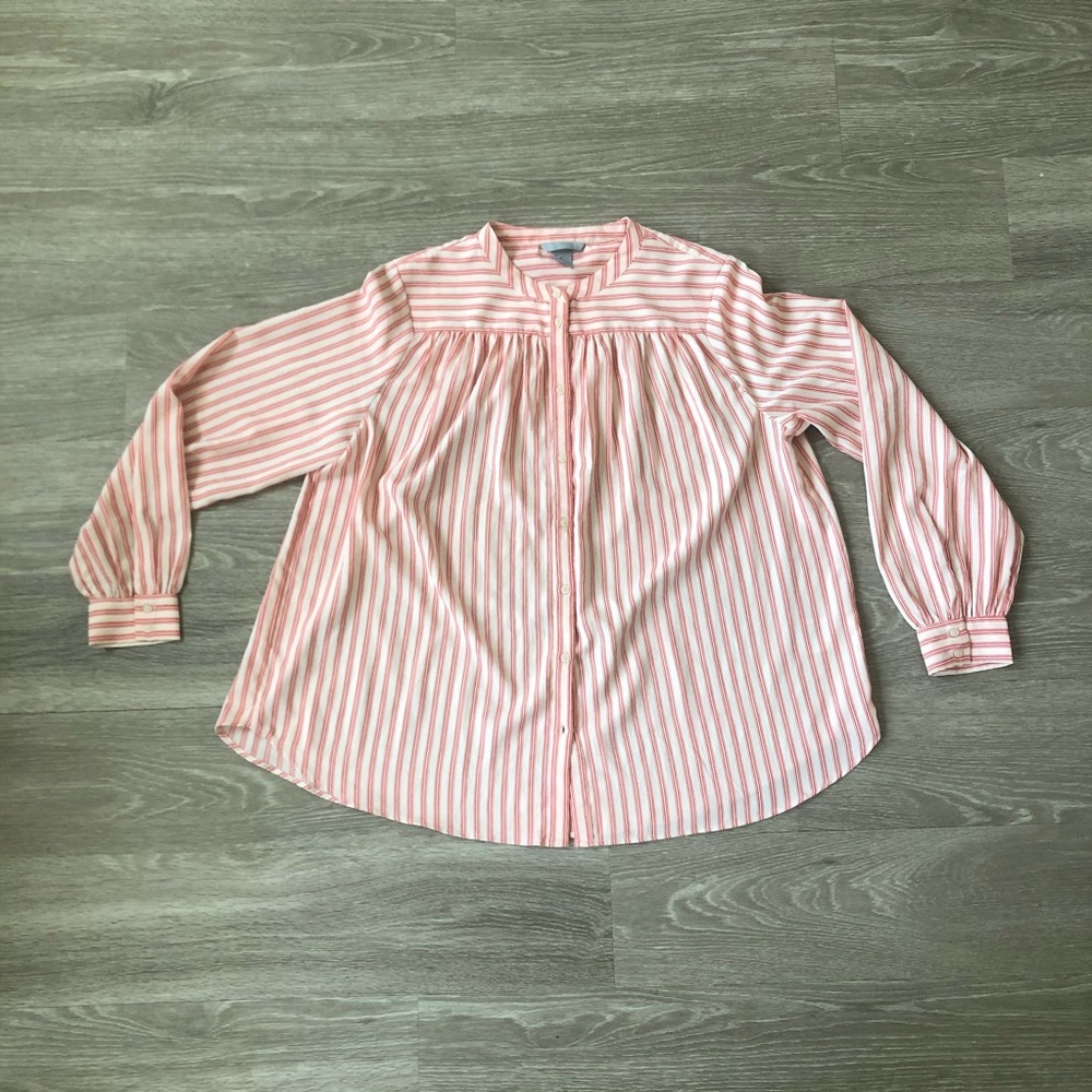 H&M Gentleman’s Collar Peasant Blouse